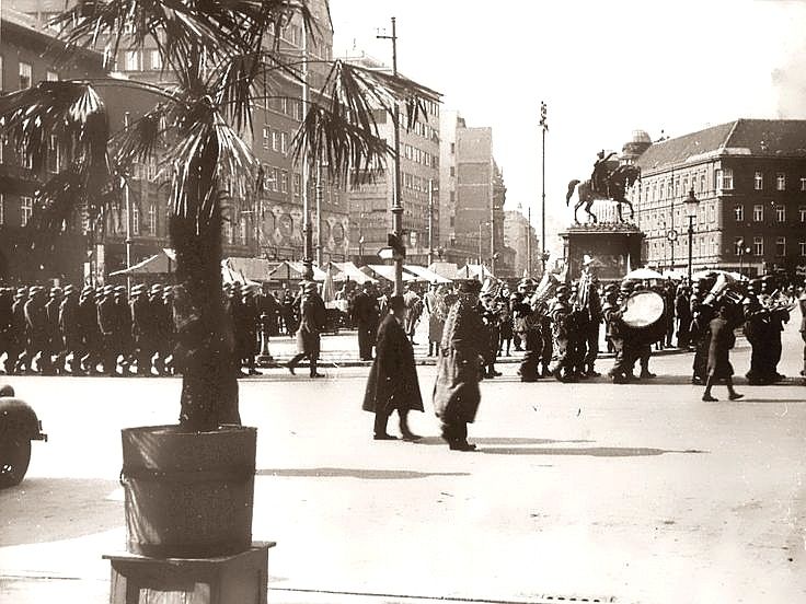Trg bana Jelačića 1941. godine